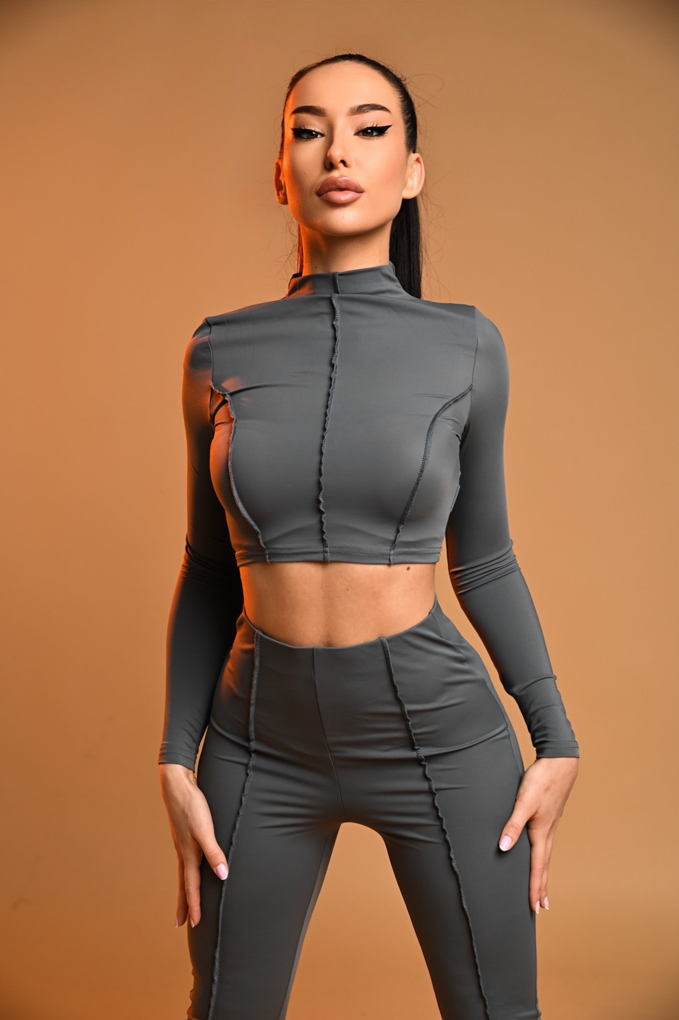 (Set) Grey Top and Pants Set