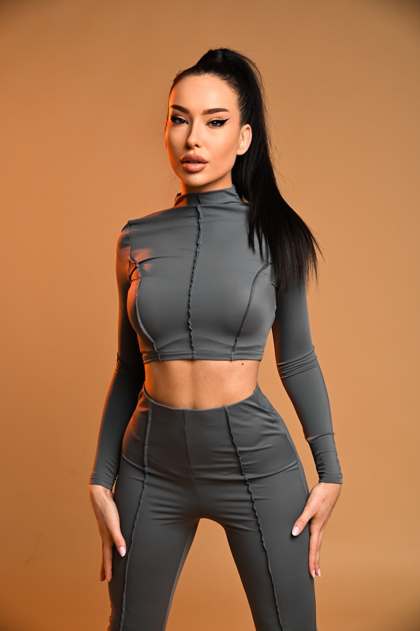 (Set) Grey Top and Pants Set