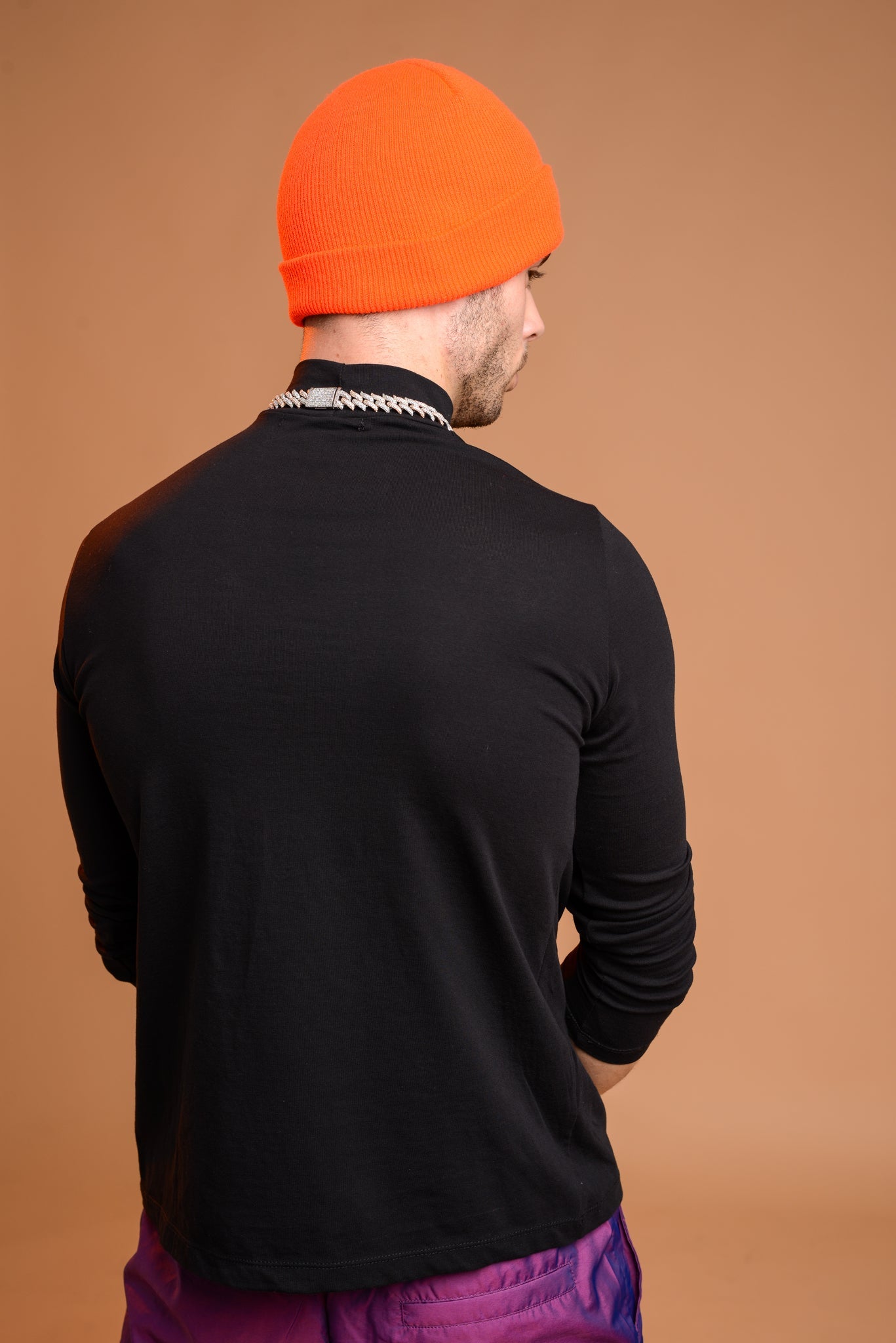 UNISEX Solid Knitted Hat (Orange)